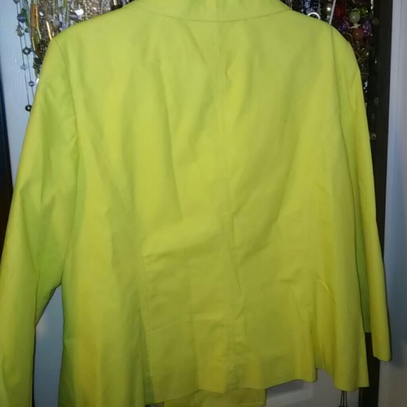 Jacket - Picture 6 of 6